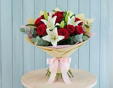 Букет цветов из:  Лилии и Розы #REPLACE_PRED# Стародеревянковской
