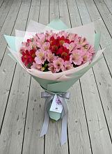 Букет цветов из:  Альстромерии в Стародеревянковской