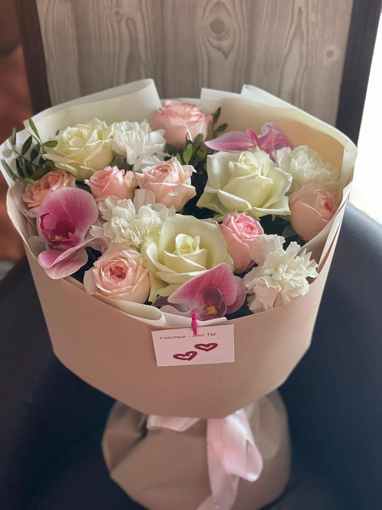 Букет цветов из: Орхидеи, Розы и Гвоздики в Стародеревянковской