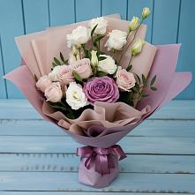 Букет цветов из:  Розы и Лизиантусы в Стародеревянковской
