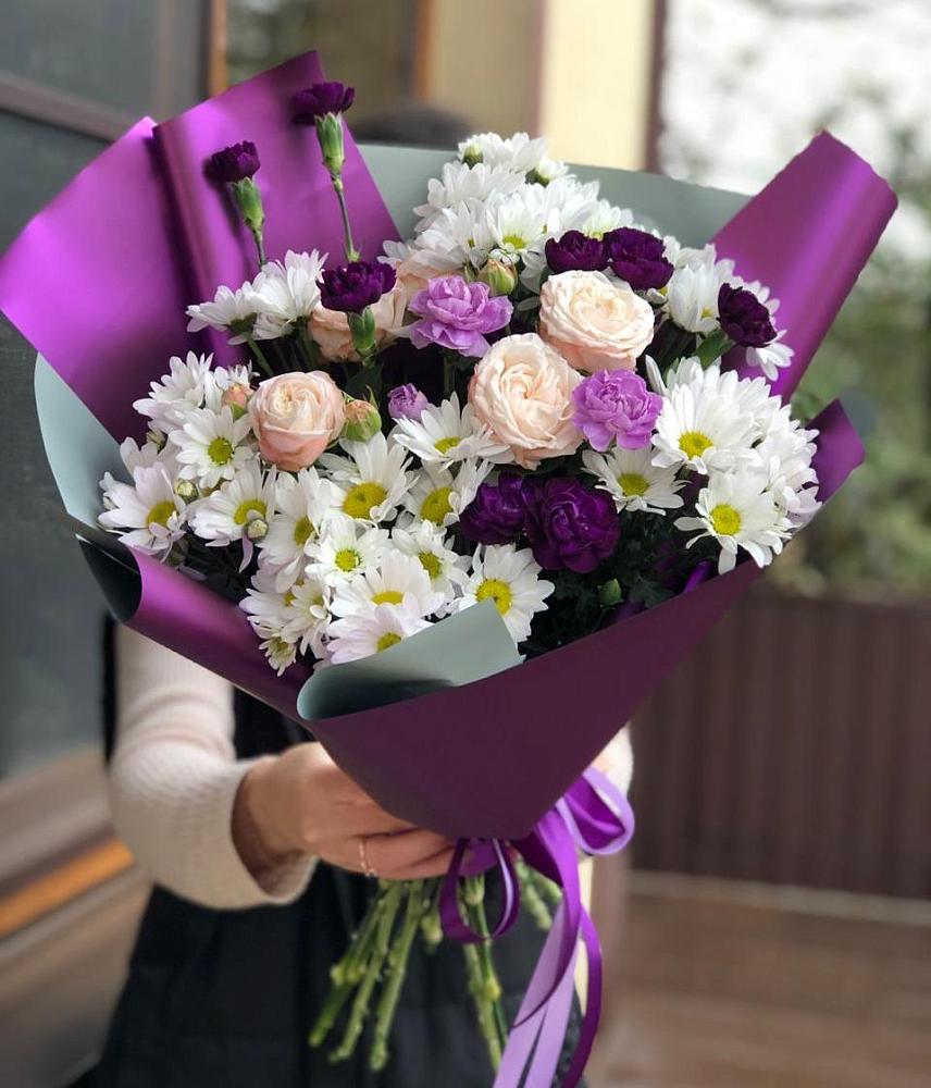 Букет цветов из: Хризантемы, Гвоздики и Розы в Стародеревянковской