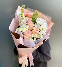 Букет цветов из:  Хризантемы и Розы в Стародеревянковской