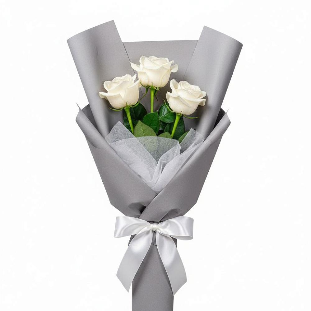 Букет 3 белые розы в Стародеревянковской