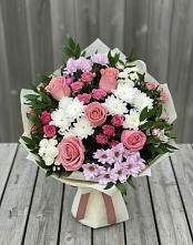 Букет цветов из:  Альстромерии, Гвоздики, Розы и Хризантемы в Стародеревянковской