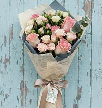 Букет цветов из:  Розы #REPLACE_PRED# Стародеревянковской