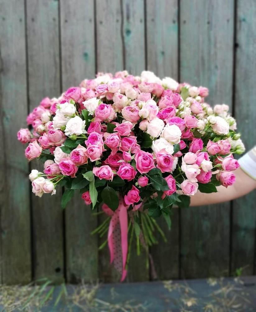 Букет Розовые кустовые розы Натали и Лав Лидия в Стародеревянковской